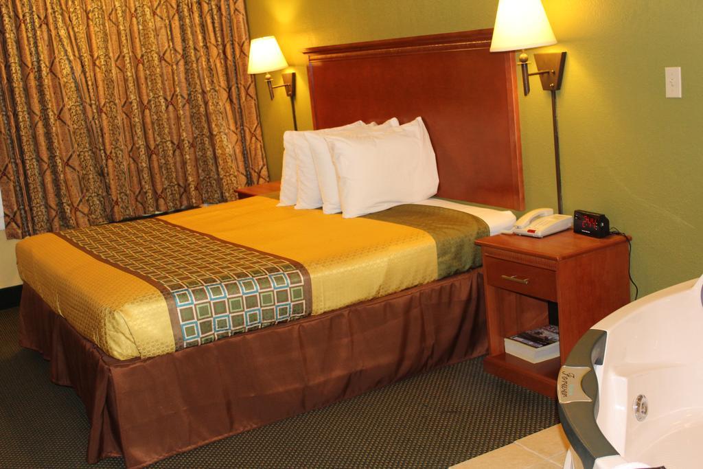 America'S Best Value Inn Conyers Exterior photo
